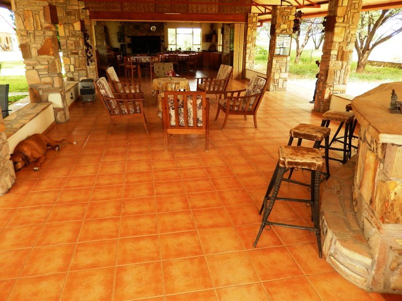 Dornhuegel Guestfarm Hotel Grootfontein Ngoại thất bức ảnh