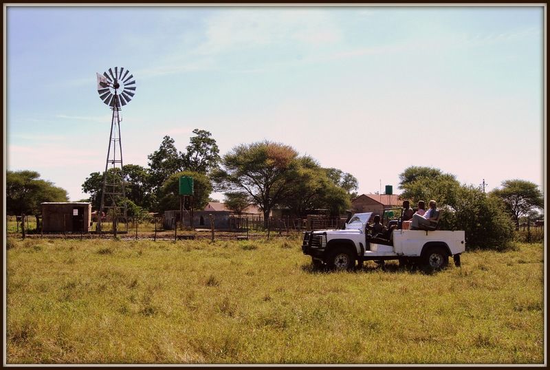 Dornhuegel Guestfarm Hotel Grootfontein Ngoại thất bức ảnh