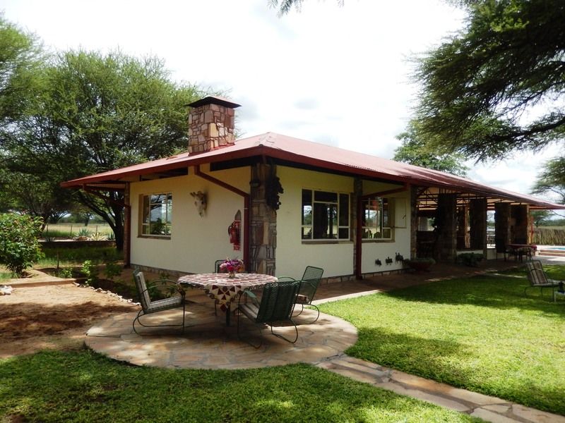 Dornhuegel Guestfarm Hotel Grootfontein Ngoại thất bức ảnh